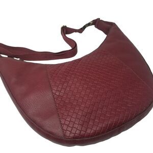 NWOT Faux Burgandy Design Stamped Leather Crossbody Hobo Style Bag